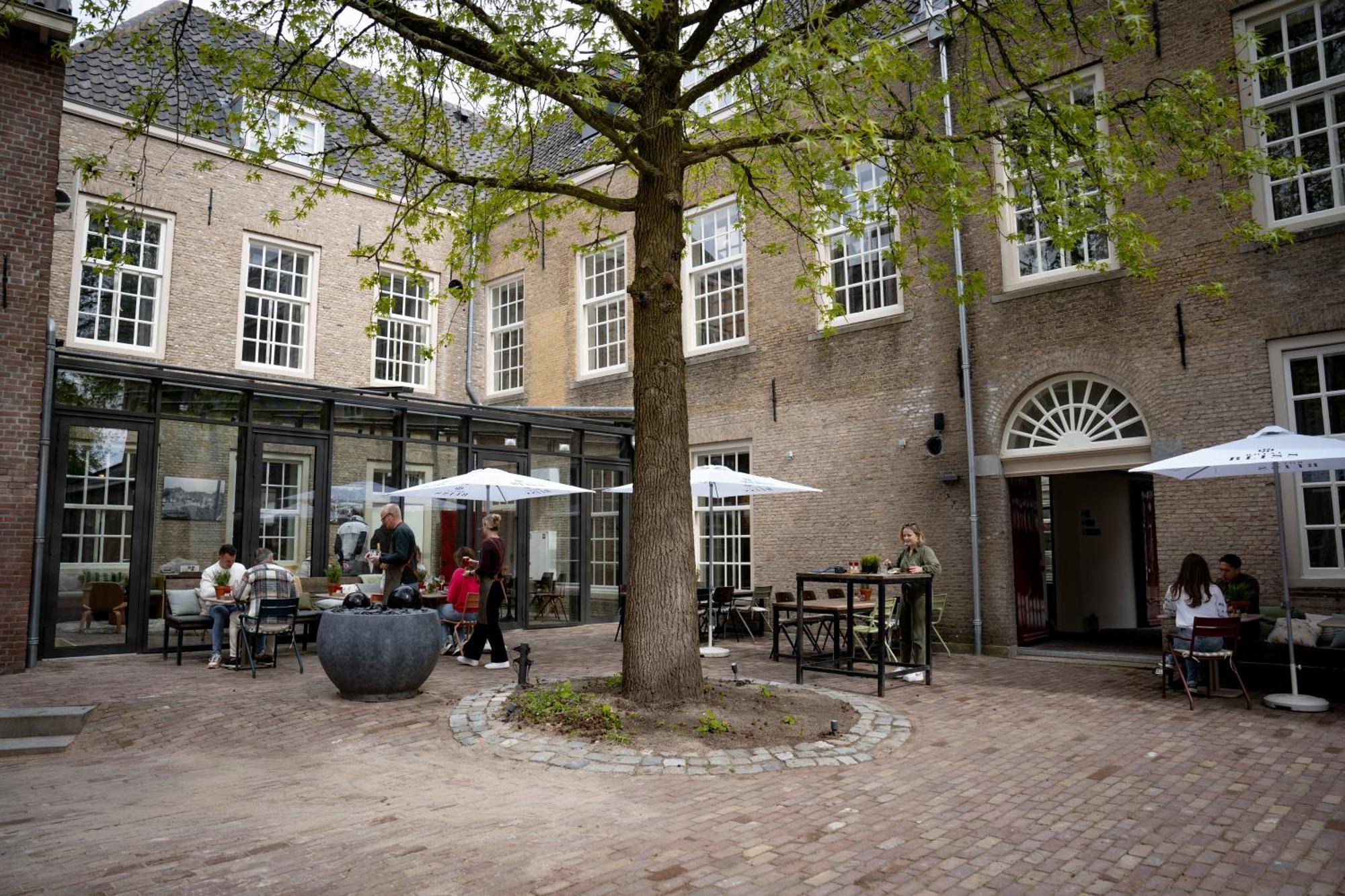 Stadsklooster Dordt Hotel&Hostel Dordrecht Esterno foto